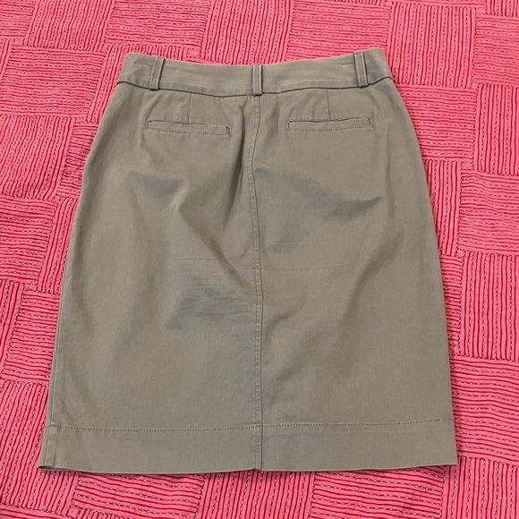 Banana Republic khaki Green pencil Stretch Skirt - Picture 5 of 13